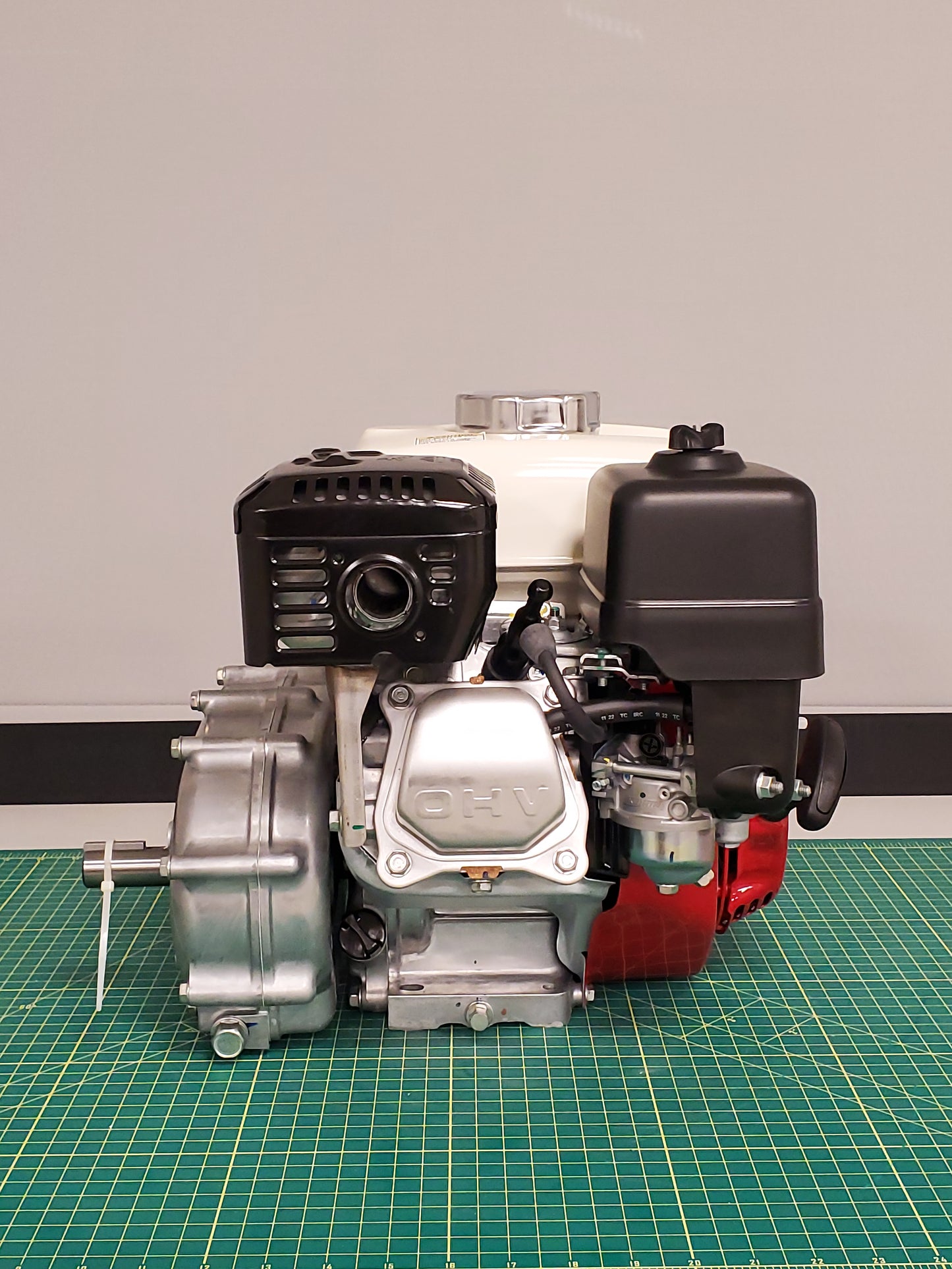 Honda Horizontal OHV Engine - 196cc GX series - GX200UT2XRH2
