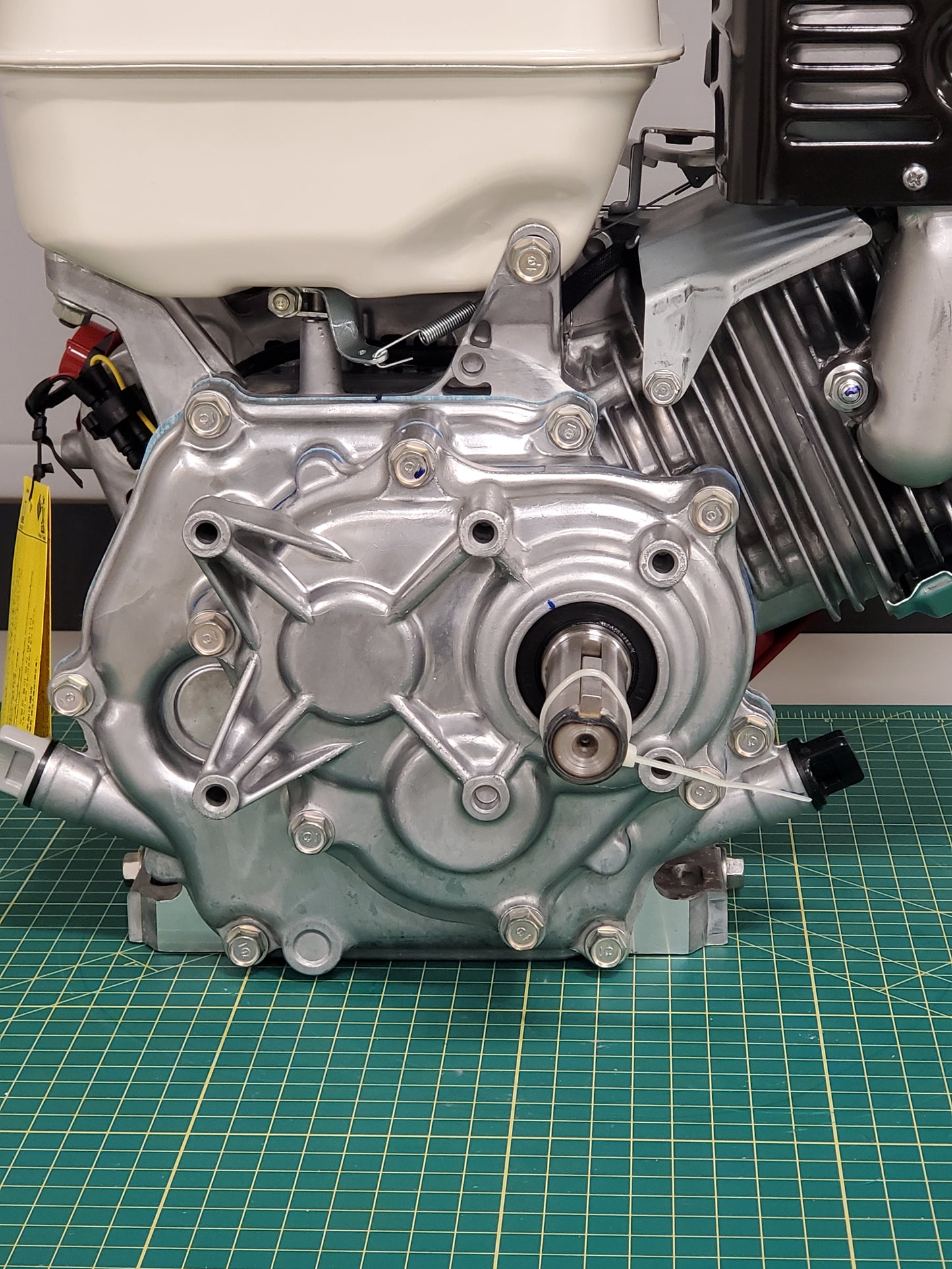 Honda Horizontal OHV Engine - 270cc GX series - GX270UT2XHA2
