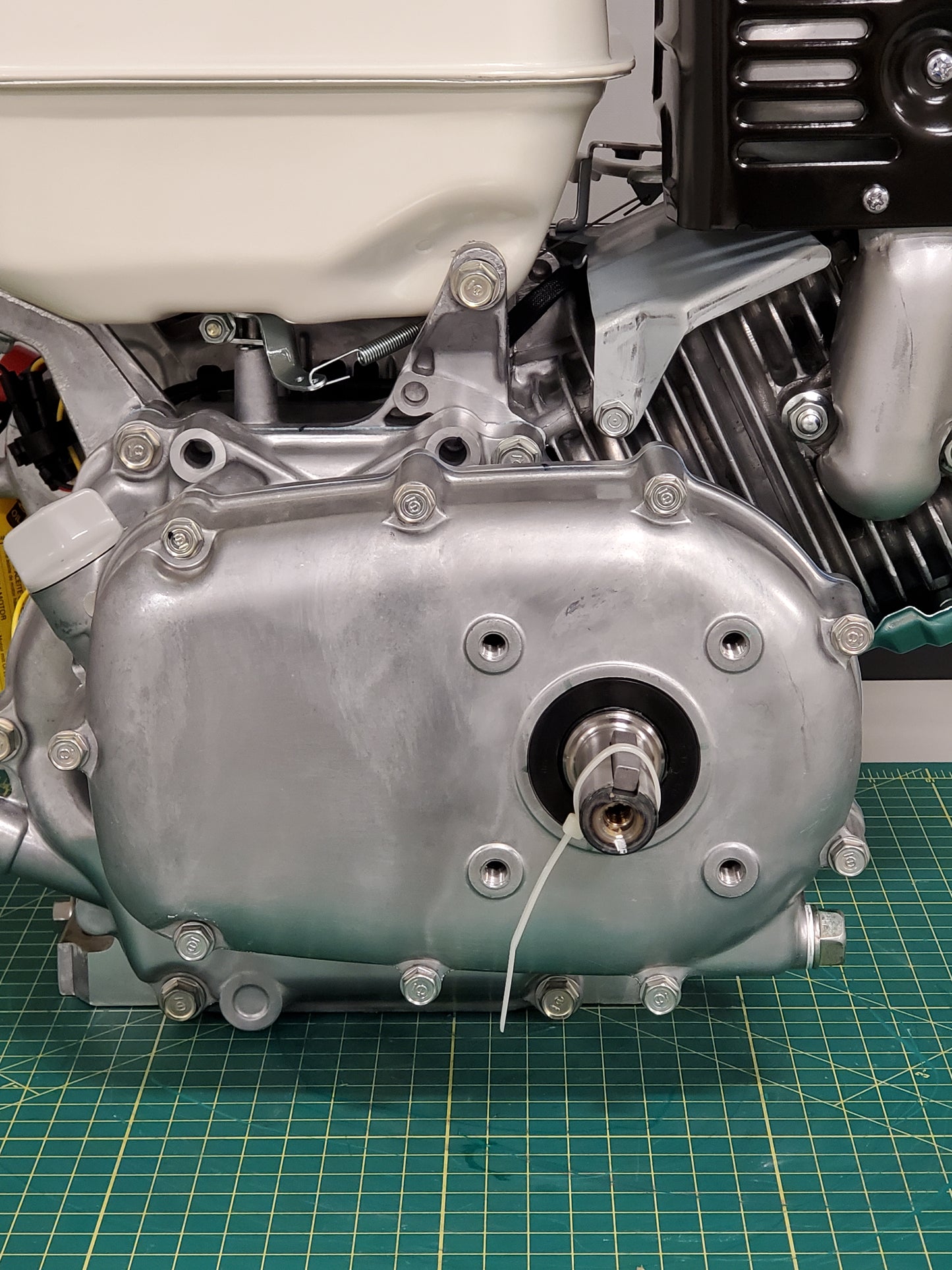 Honda Horizontal OHV Engine - 270cc GX series - GX270UT2XRA2