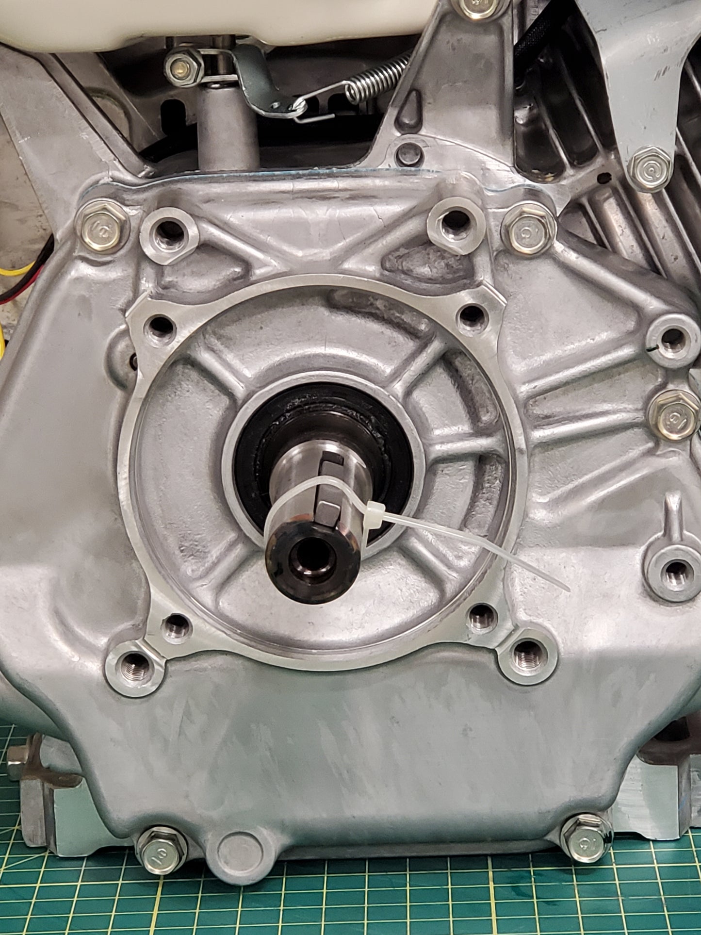 Honda Horizontal OHV Engine - 389cc GX series - GX390UT2XQA2