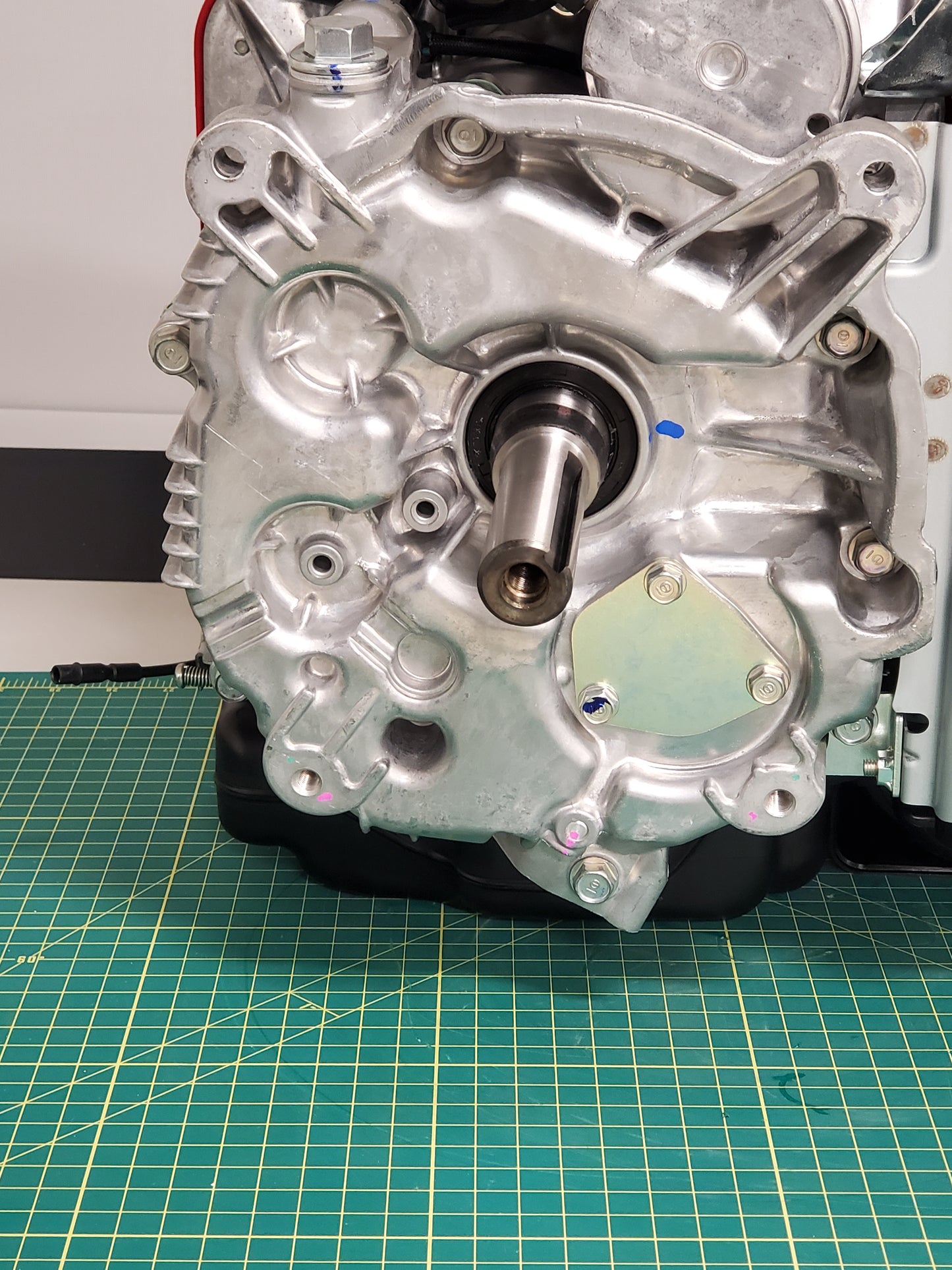 Honda Vertical OHV Engine with Electric Start - 389cc, GXV Series - GXV390UT1DEX3
